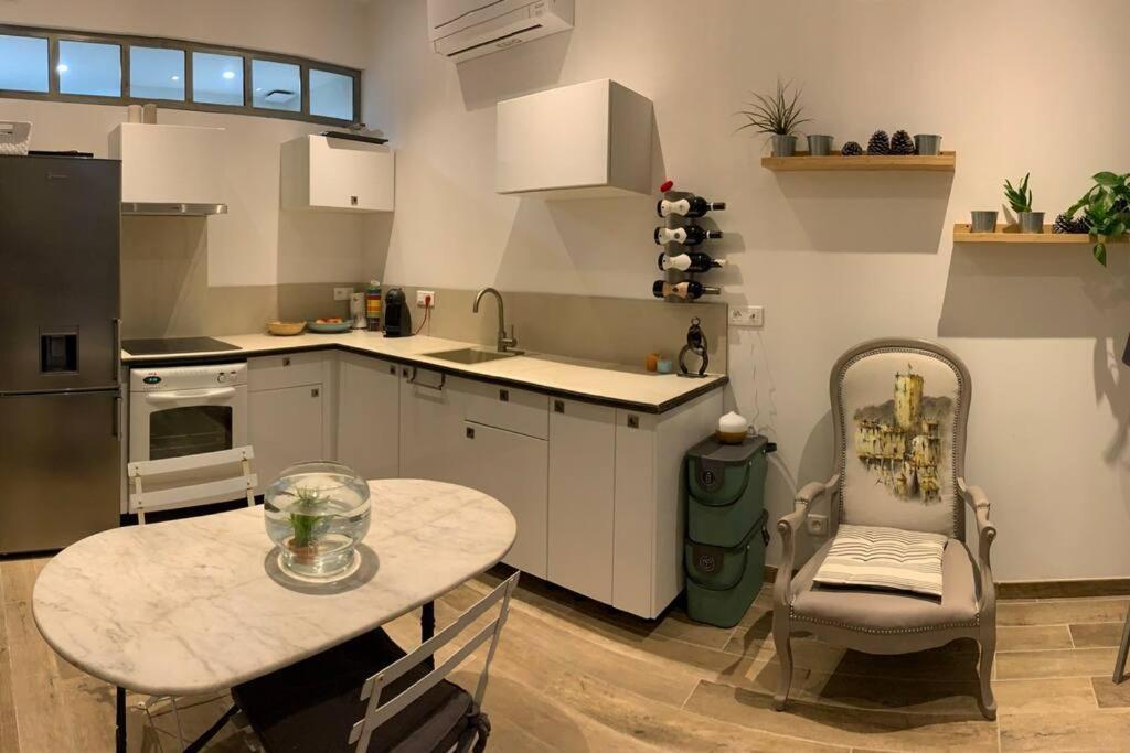 Jolie Appartement En Plein Centre Du Village Les Arcs-sur-Argens 外观 照片